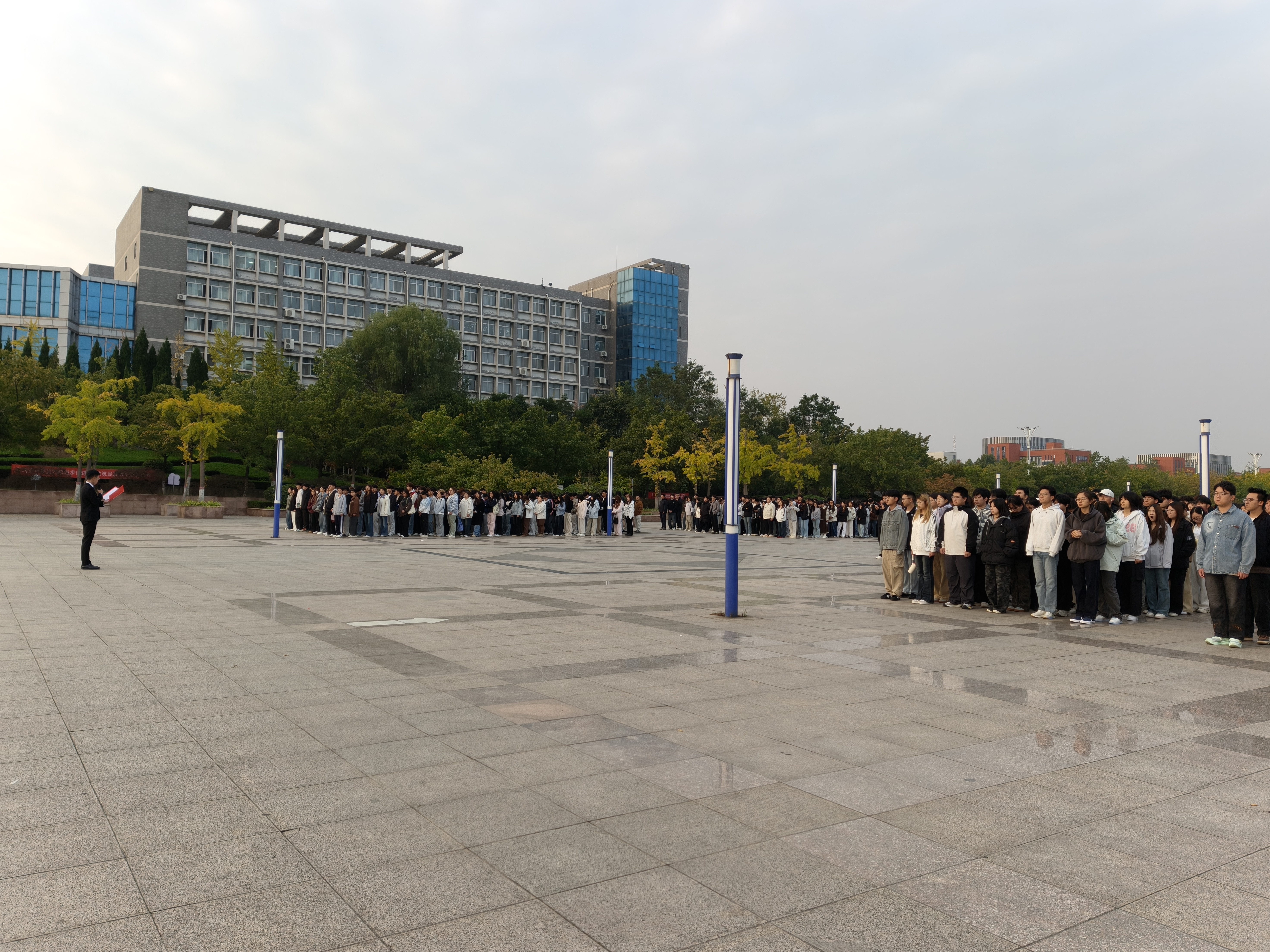 农学系举行“青春挺膺，筑梦未来”主题升旗仪式